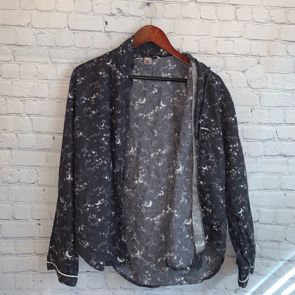Victorias Secret Dark Gray Button Down Top size S - Picture 2 of 11